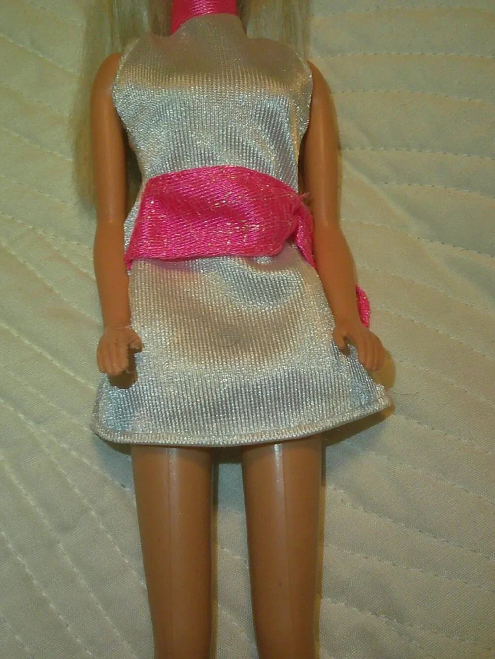 Barbie in White & Pink Dress, 90's Barbie